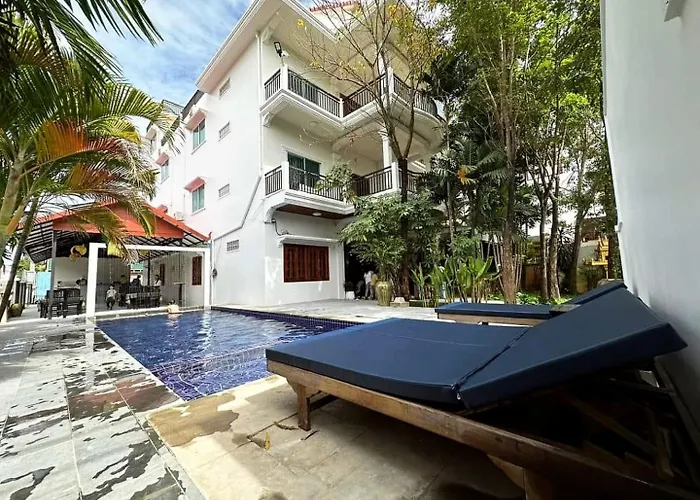 The One By Nika Hotel 3*
