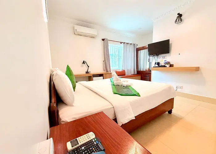 The One By Nika Hotel 3*